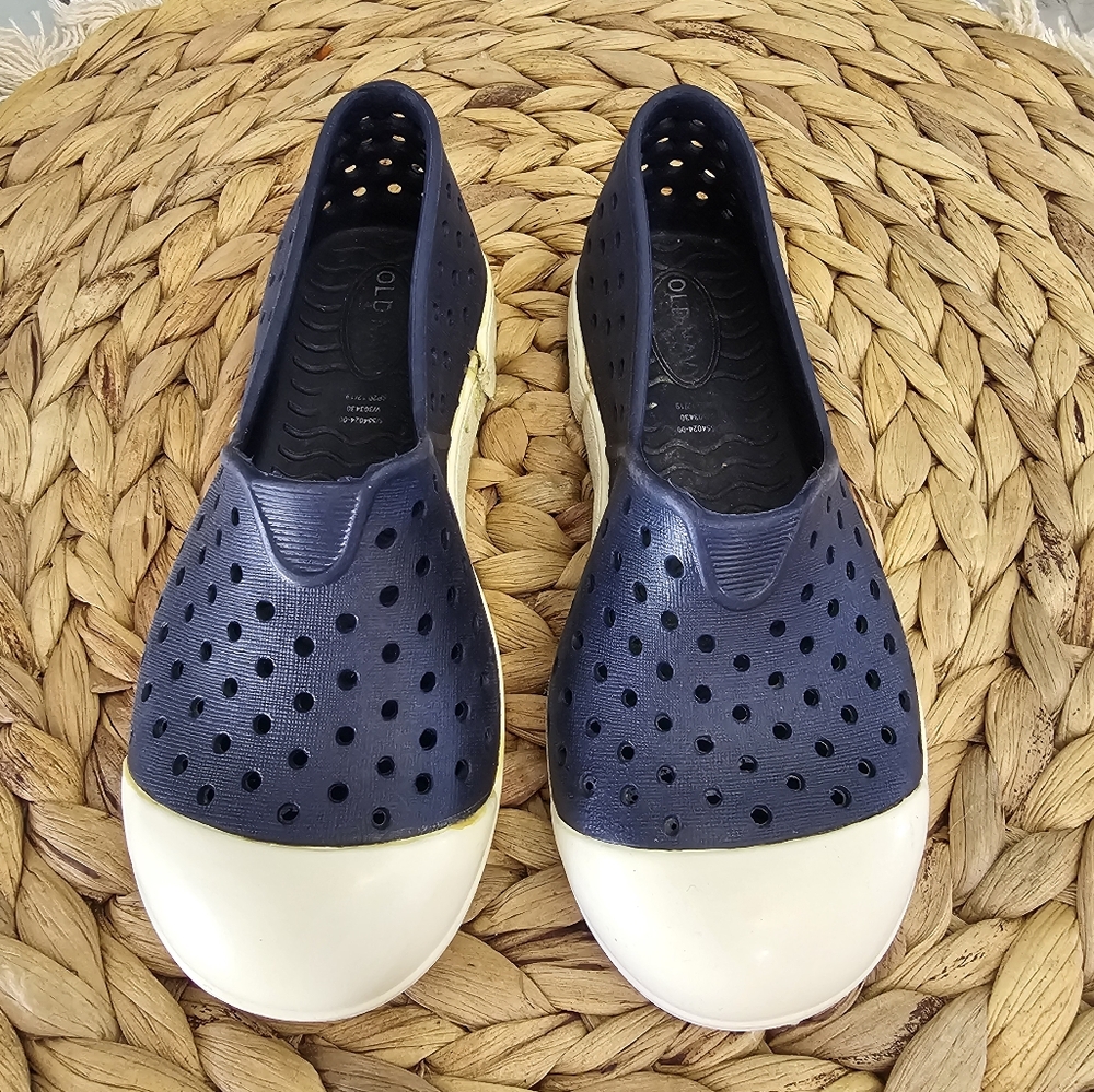 Old Navy Blue and White Water Shoes Lightweight and Breathable